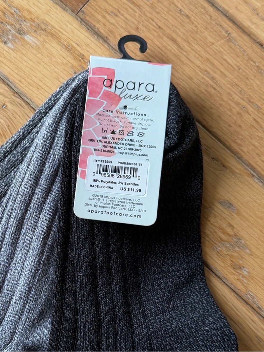 Set of 3 Soft Ribbed Ankle Socks - NWT - Picture 5 of 5